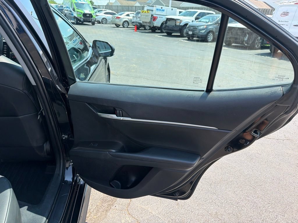Used 2021 Toyota Camry SE FWD image 49