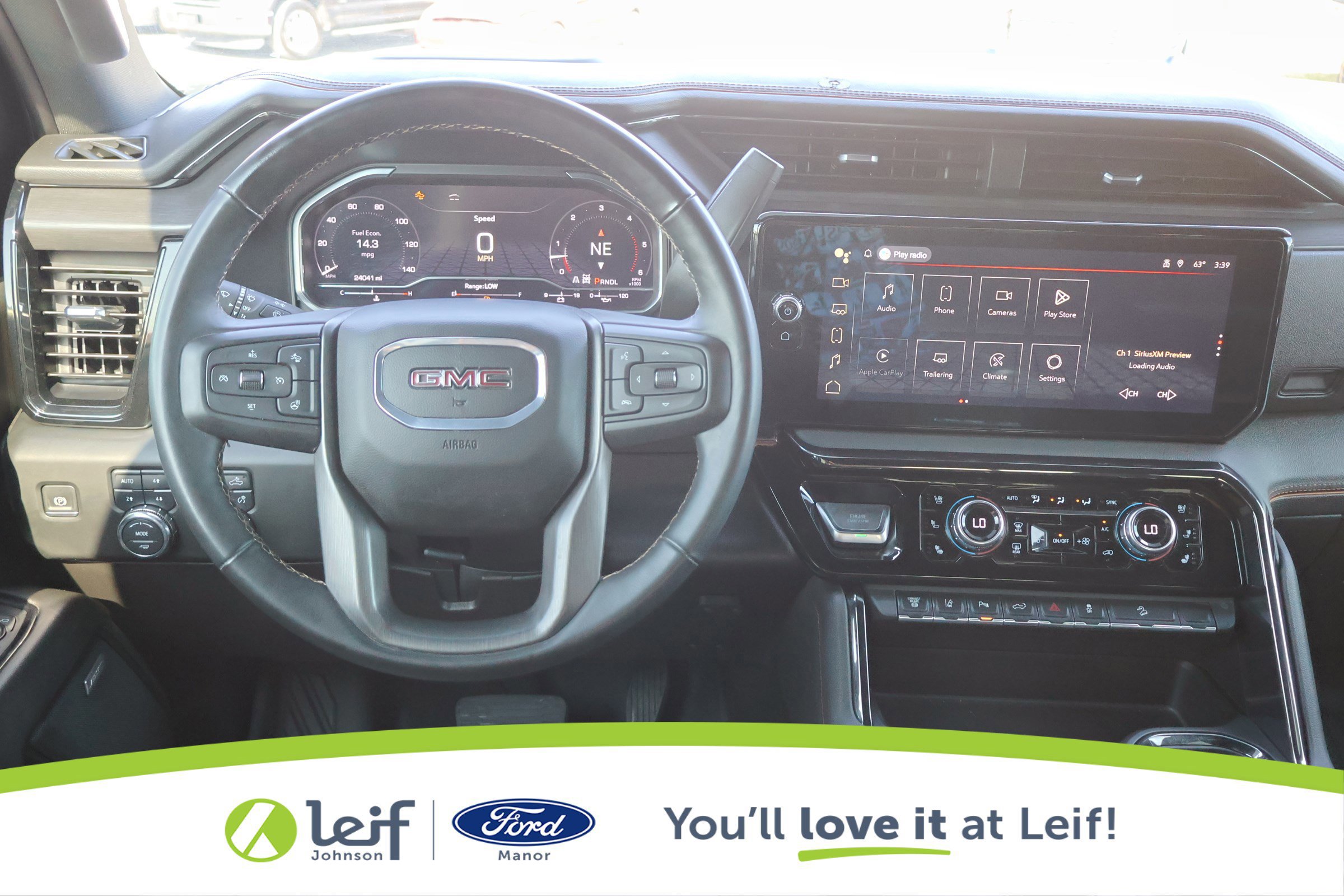 Used 2024 GMC Sierra 2500 AT4 w/ Technology Package image 25