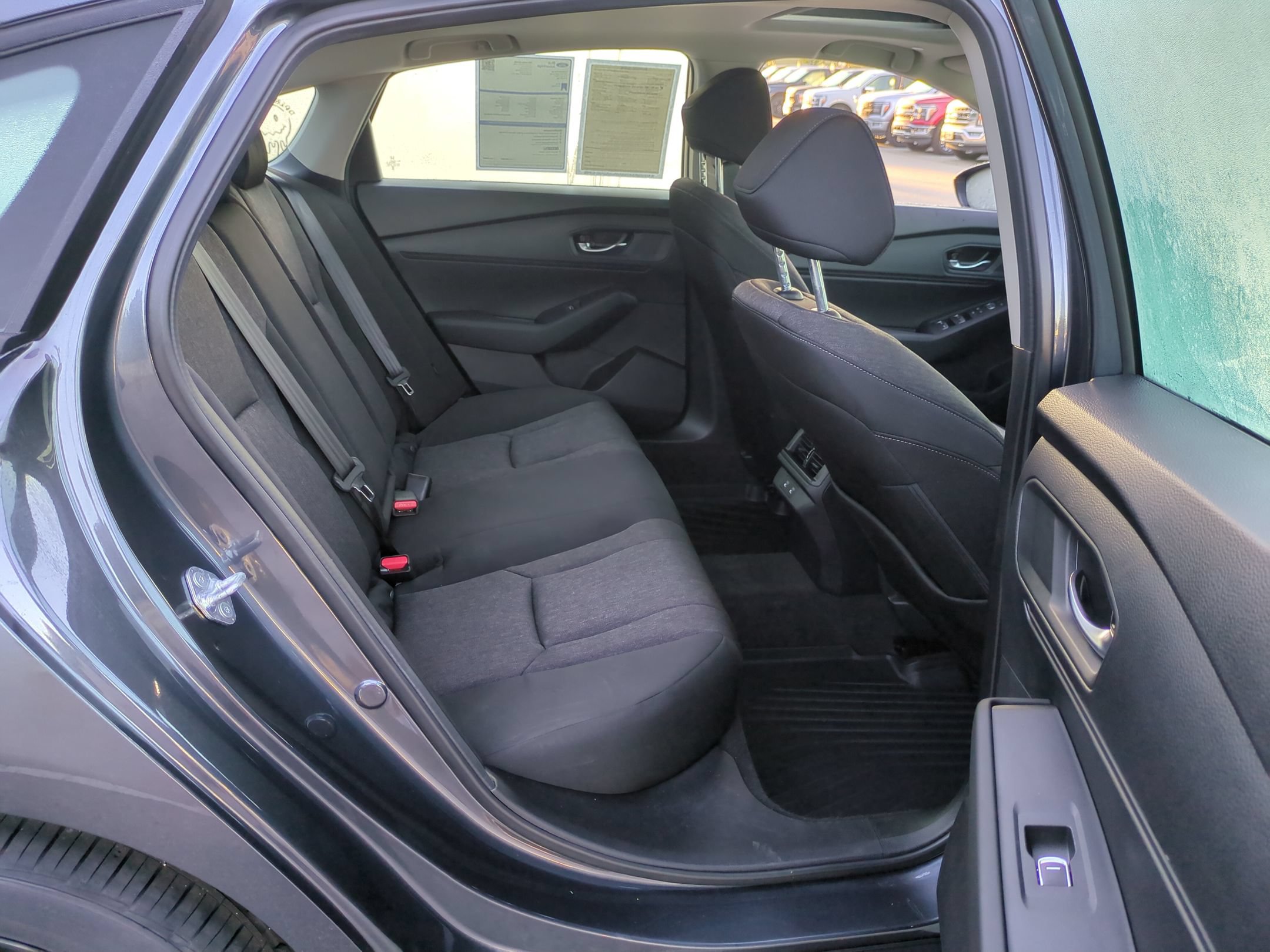Used 2025 Honda Accord SE image 35