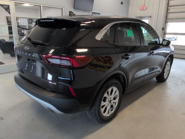Certified 2024 Ford Escape Active AWD/4WD image 5