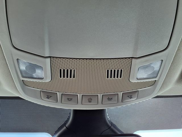 Certified 2022 Ford Edge SE w/ Black Appearance Package image 13