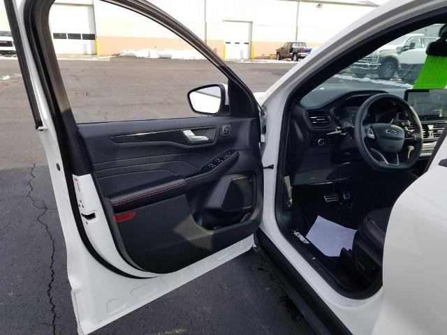 Certified 2023 Ford Escape ST-Line Elite w/ Class II Trailer Tow Package image 10