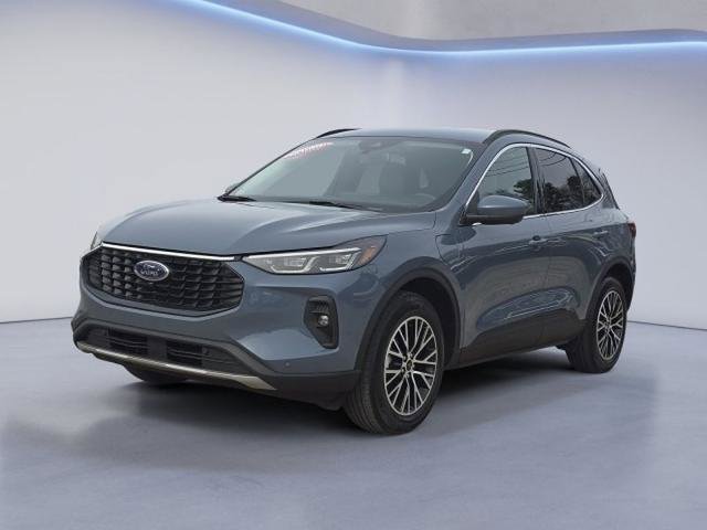 Certified 2025 Ford Escape SE w/ PHEV Premium Package FWD image 6