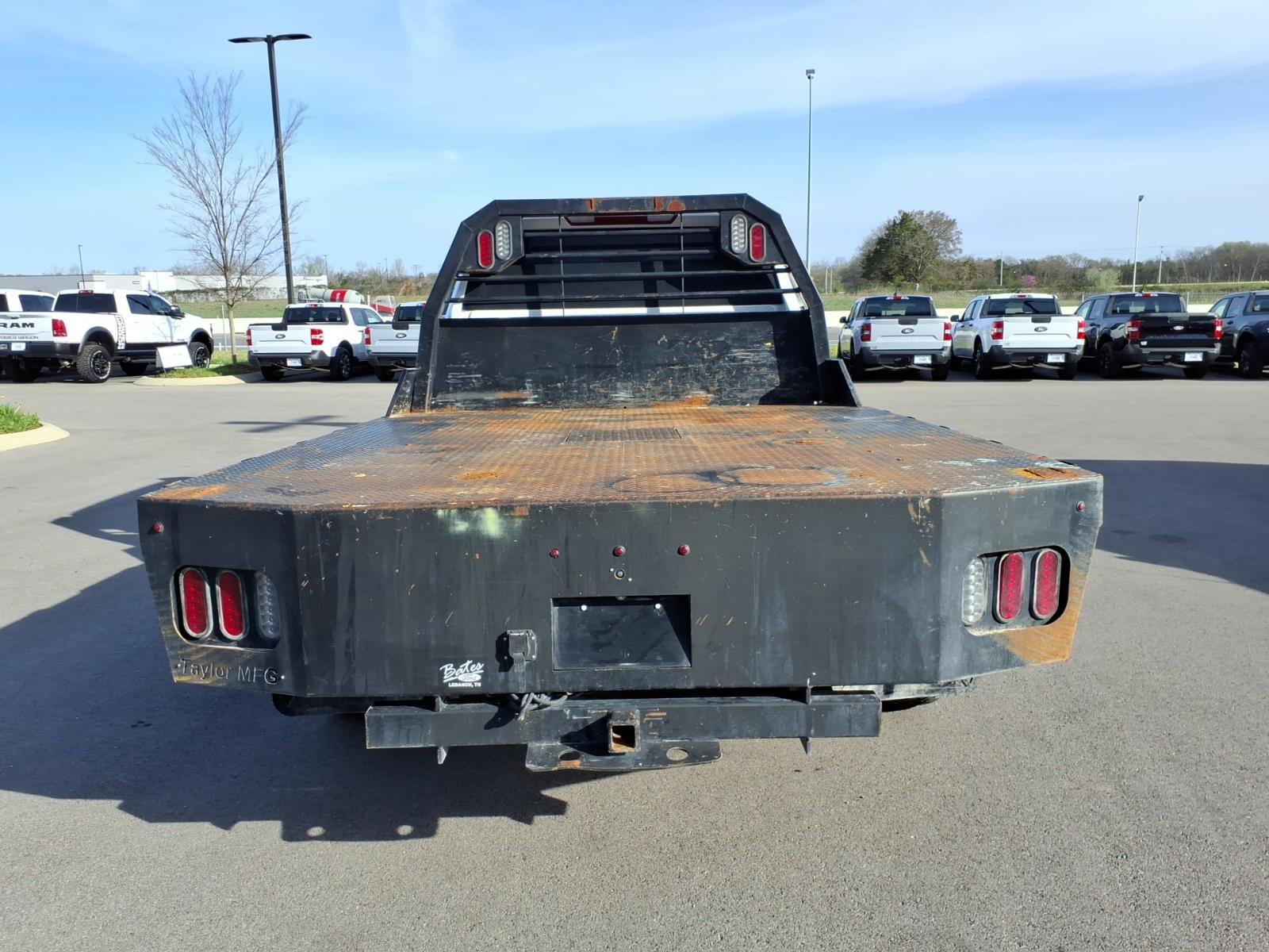 Used 2024 Chevrolet Silverado 3500 LT w/ Convenience Package image 8