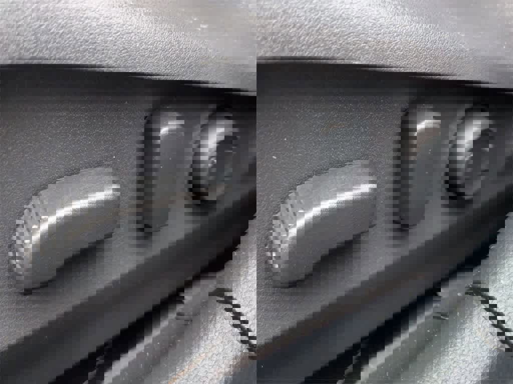 Used 2022 Subaru Outback Limited image 17