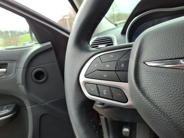 Used 2021 Chrysler 300 Touring L image 22