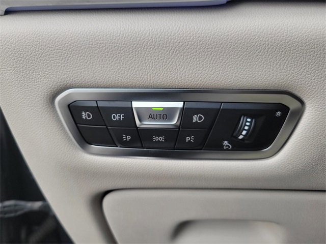 Used 2020 BMW X5 xDrive40i w/ Premium Package image 21