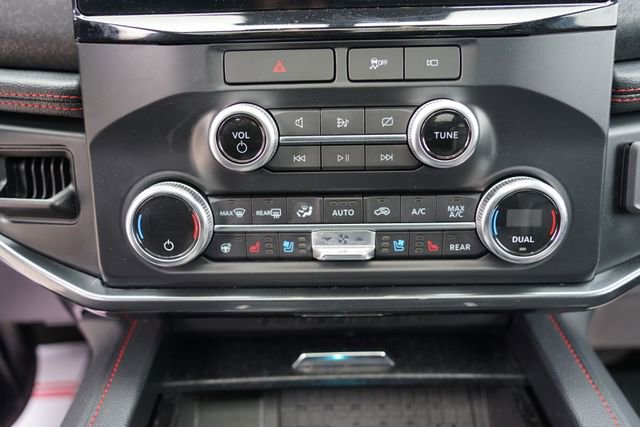 Certified 2022 Ford Expedition Limited AWD/4WD image 17