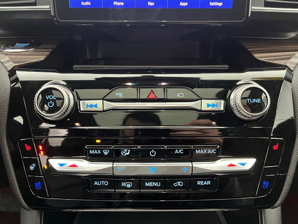 Certified 2023 Ford Explorer Limited w/ Equipment Group 301A image 14