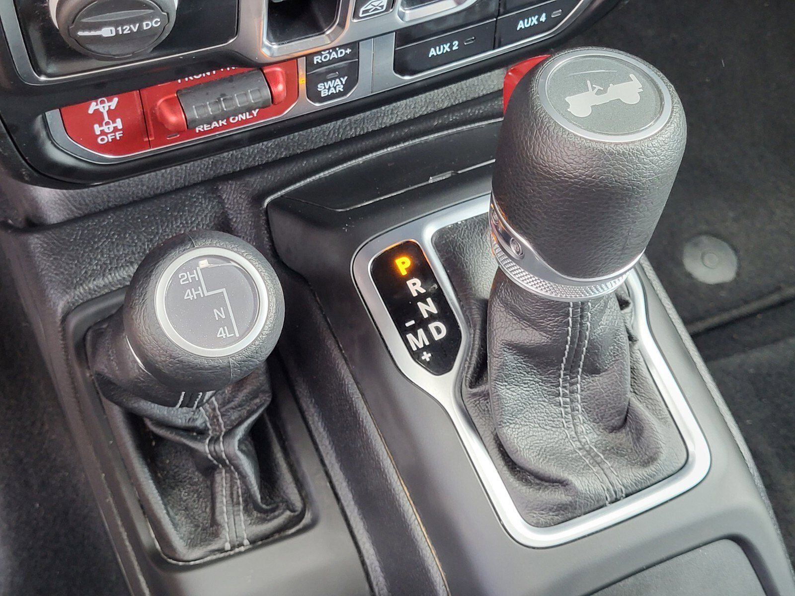 Used 2025 Jeep Wrangler Unlimited Rubicon image 26