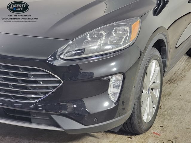 Certified 2022 Ford Escape Titanium w/ Titanium Elite Package AWD/4WD image 10