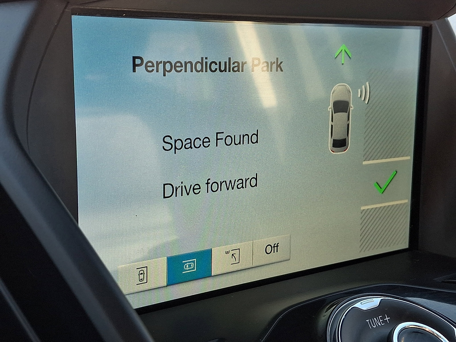 Certified 2019 Ford Escape Titanium image 34