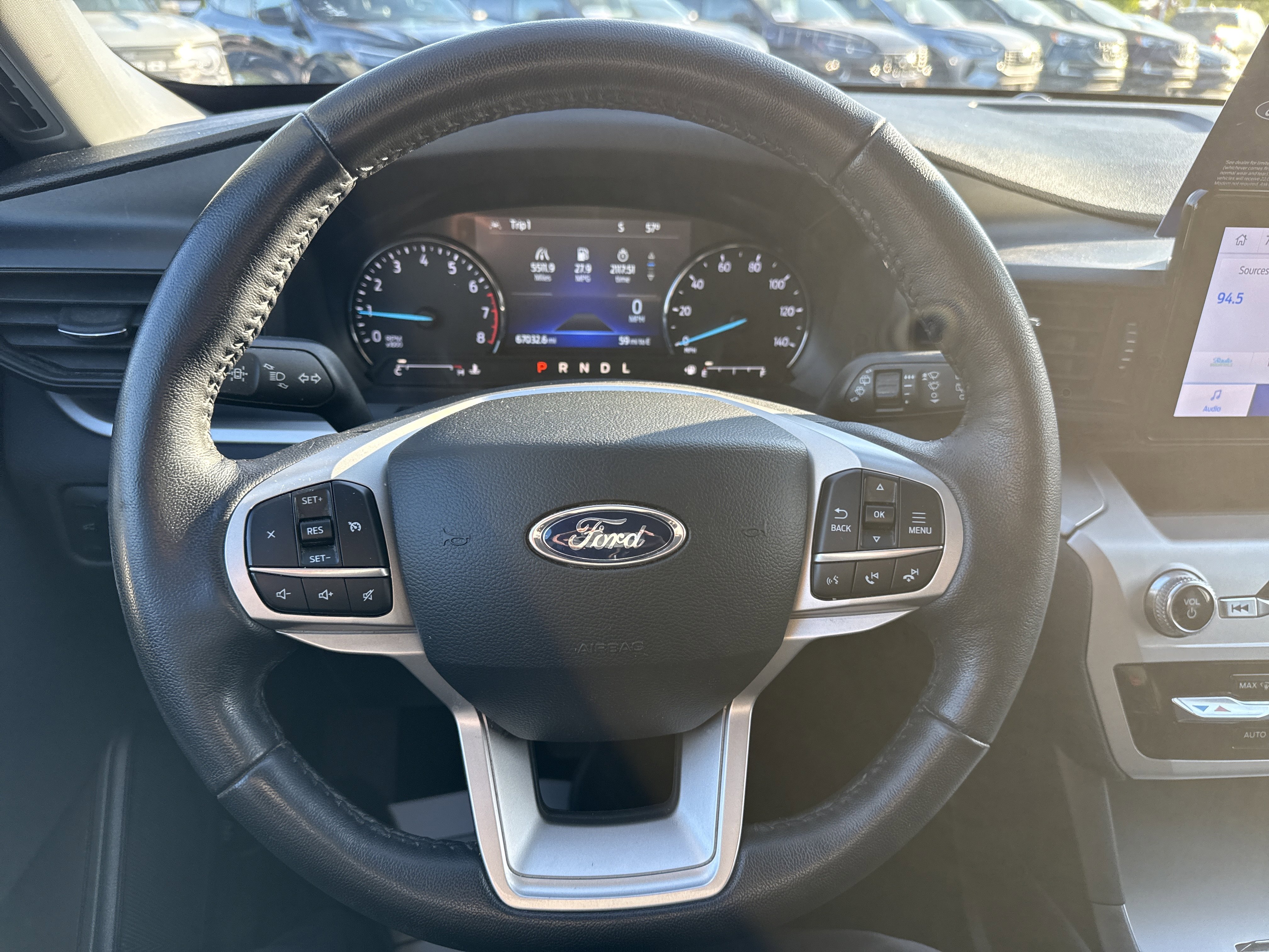 Certified 2022 Ford Explorer XLT w/ Class IV Trailer Tow Package AWD/4WD image 24