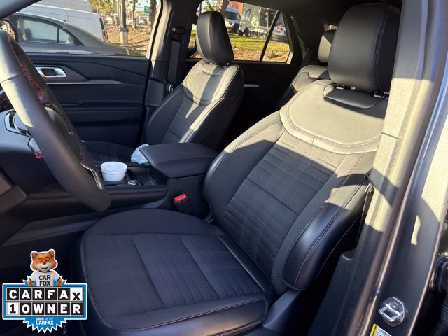 Certified 2025 Ford Explorer ST-Line w/ Premium Package RWD image 15
