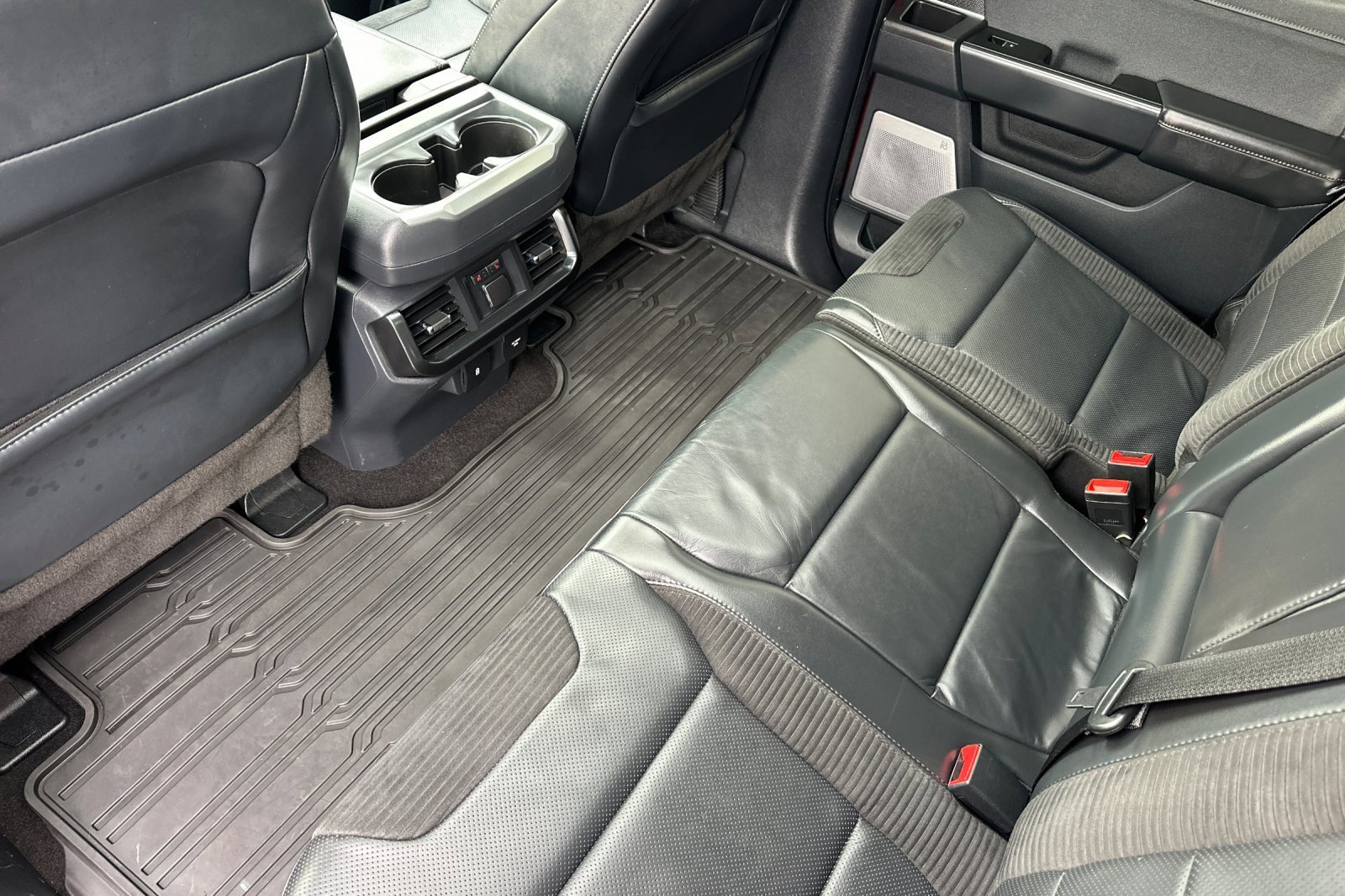 Certified 2022 Ford F150 Raptor w/ Equipment Group 801A High image 14