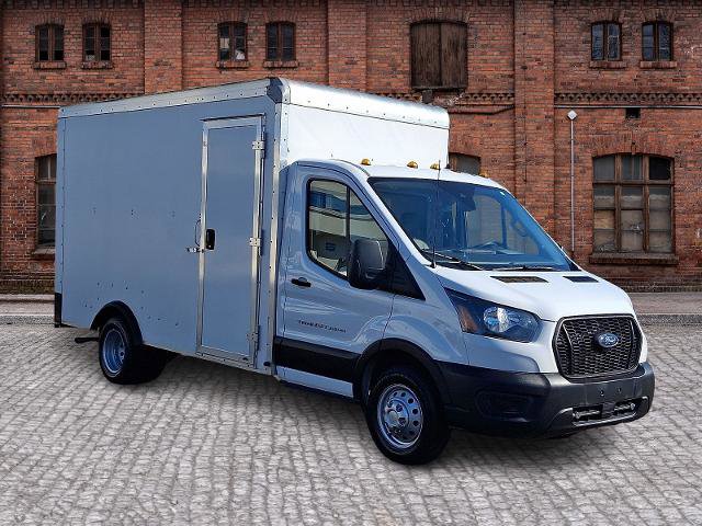 Certified 2022 Ford Transit 350 DRW image 3