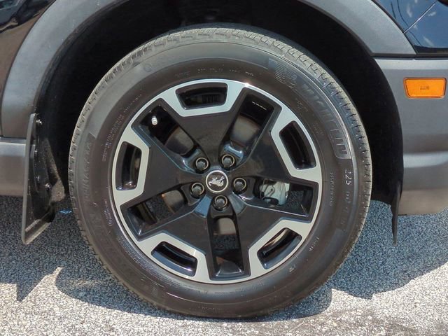 Certified 2023 Ford Bronco Sport Outer Banks w/ Tech Package image 11