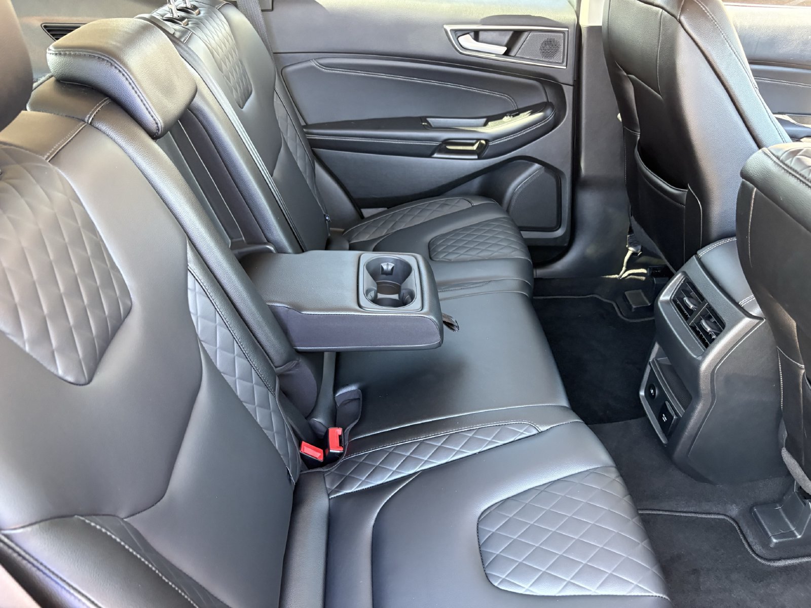 Certified 2024 Ford Edge Titanium AWD/4WD image 16