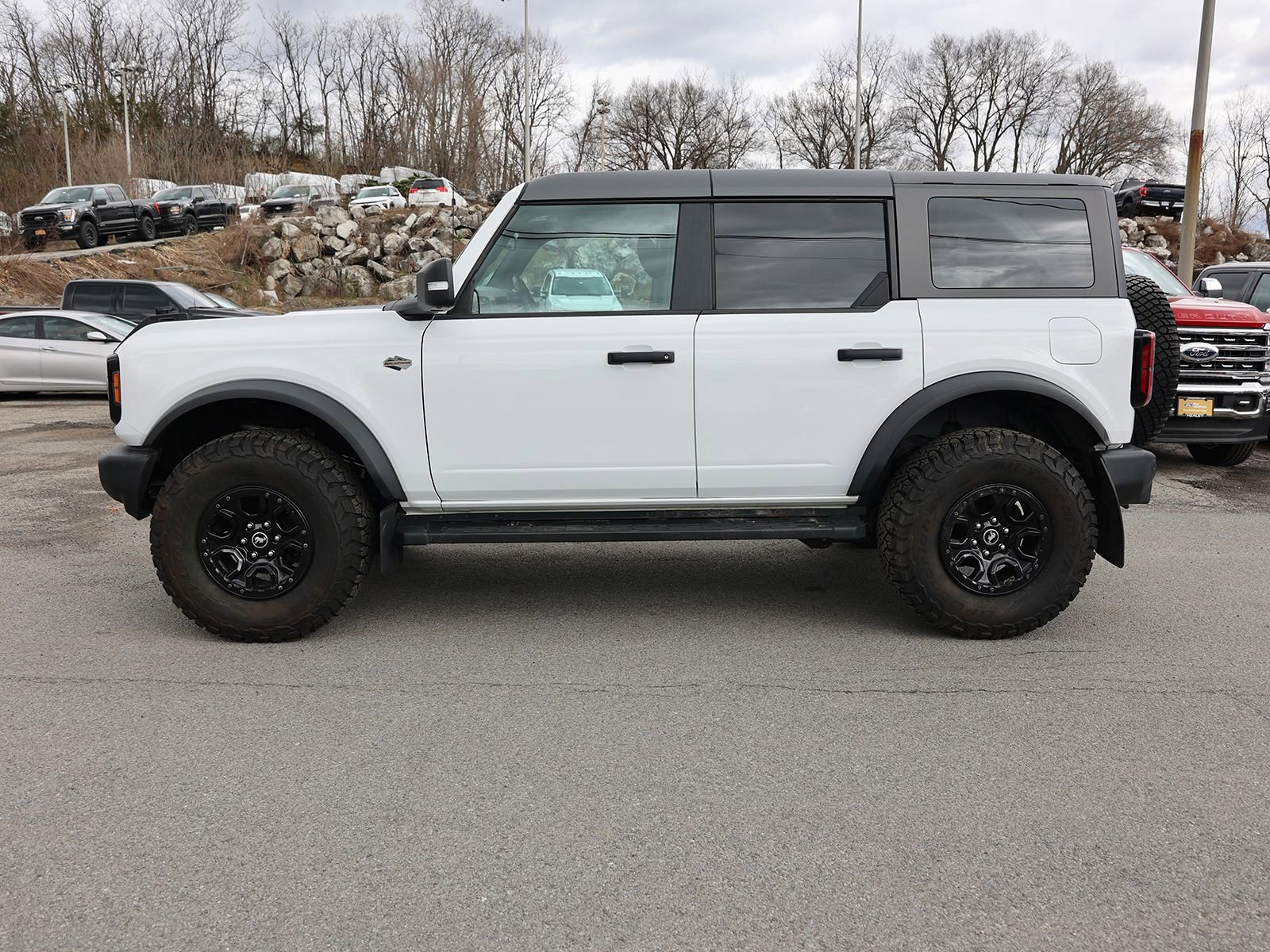 Certified 2022 Ford Bronco Wildtrak AWD/4WD image 4