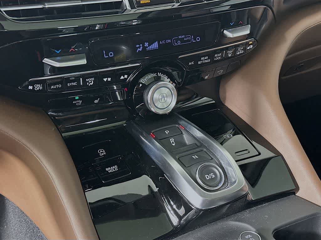 Used 2024 Acura MDX SH-AWD w/ Technology Package image 17