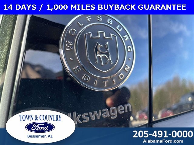 Used 2024 Volkswagen Tiguan Wolfsburg Edition image 17