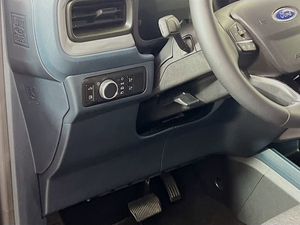 Certified 2024 Ford Maverick XLT w/ XLT Luxury Package image 12