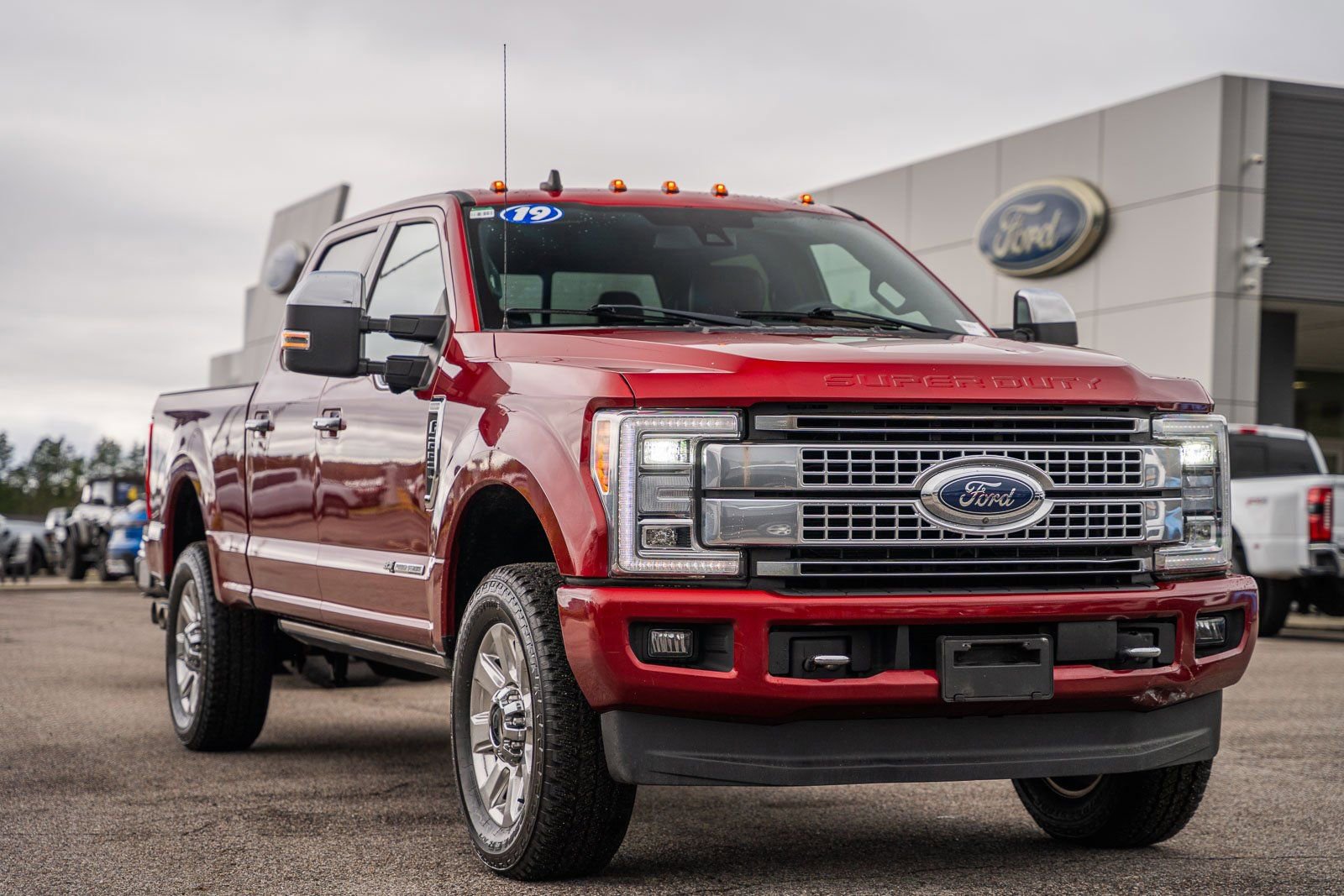 Certified 2019 Ford F250 Platinum w/ Platinum Ultimate Package image 7