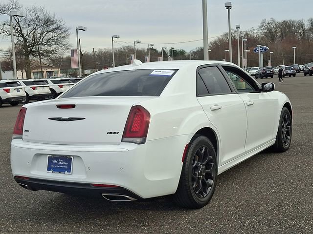 Used 2023 Chrysler 300 Touring L w/ Comfort Group AWD/4WD image 6