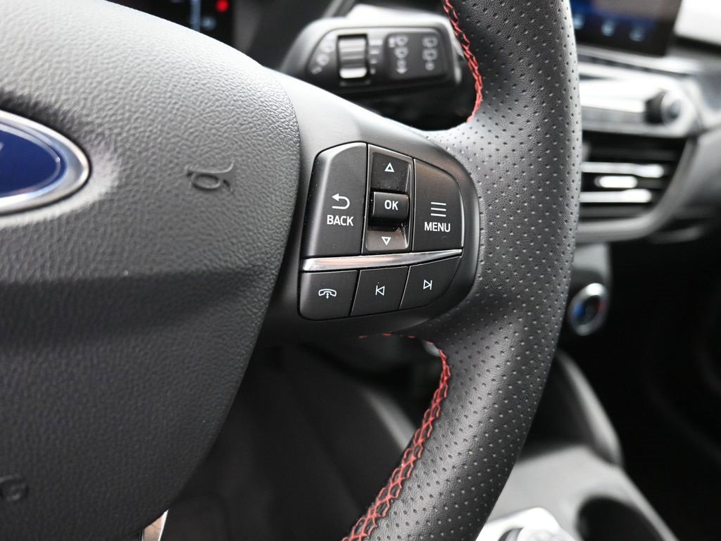Certified 2025 Ford Escape ST-Line image 7