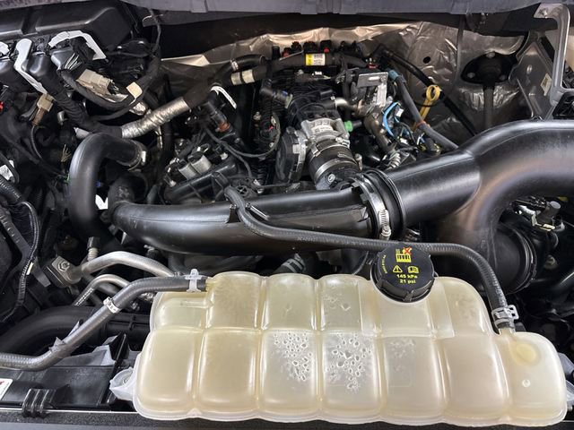 Certified 2022 Ford F150 XLT w/ Equipment Group 302A High image 16