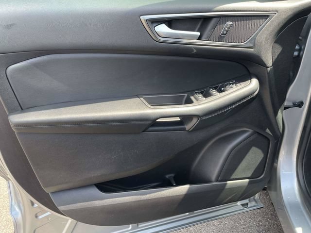 Certified 2020 Ford Edge SE FWD image 9