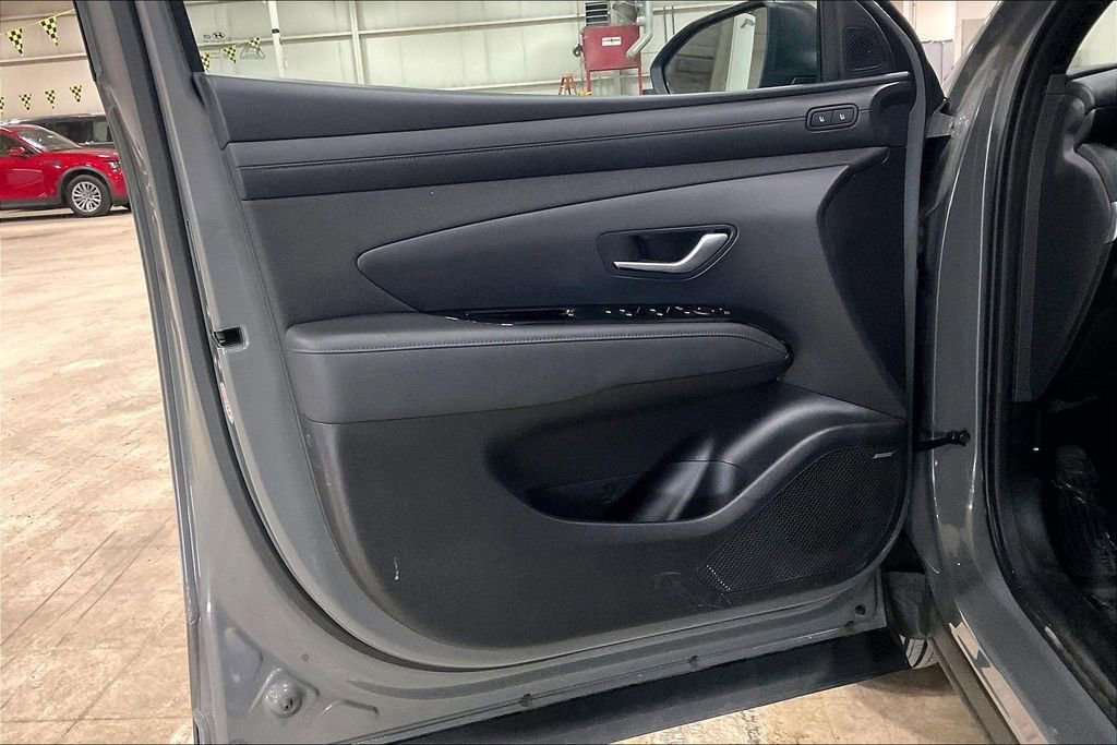 Used 2025 Hyundai Santa Cruz Limited image 22