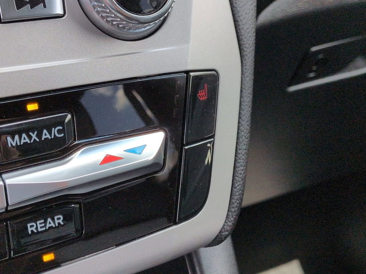 Certified 2023 Ford Explorer XLT w/ Equipment Group 202A image 23