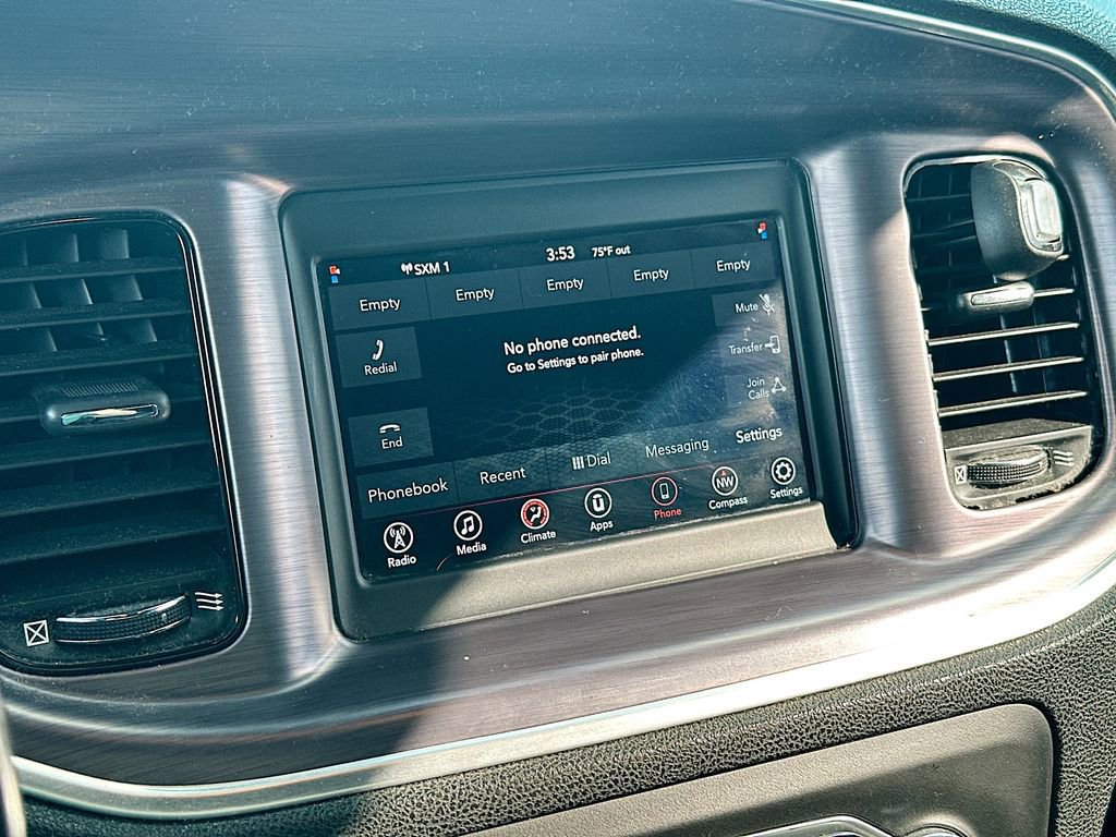 Used 2018 Dodge Charger SXT w/ Blacktop Package image 14