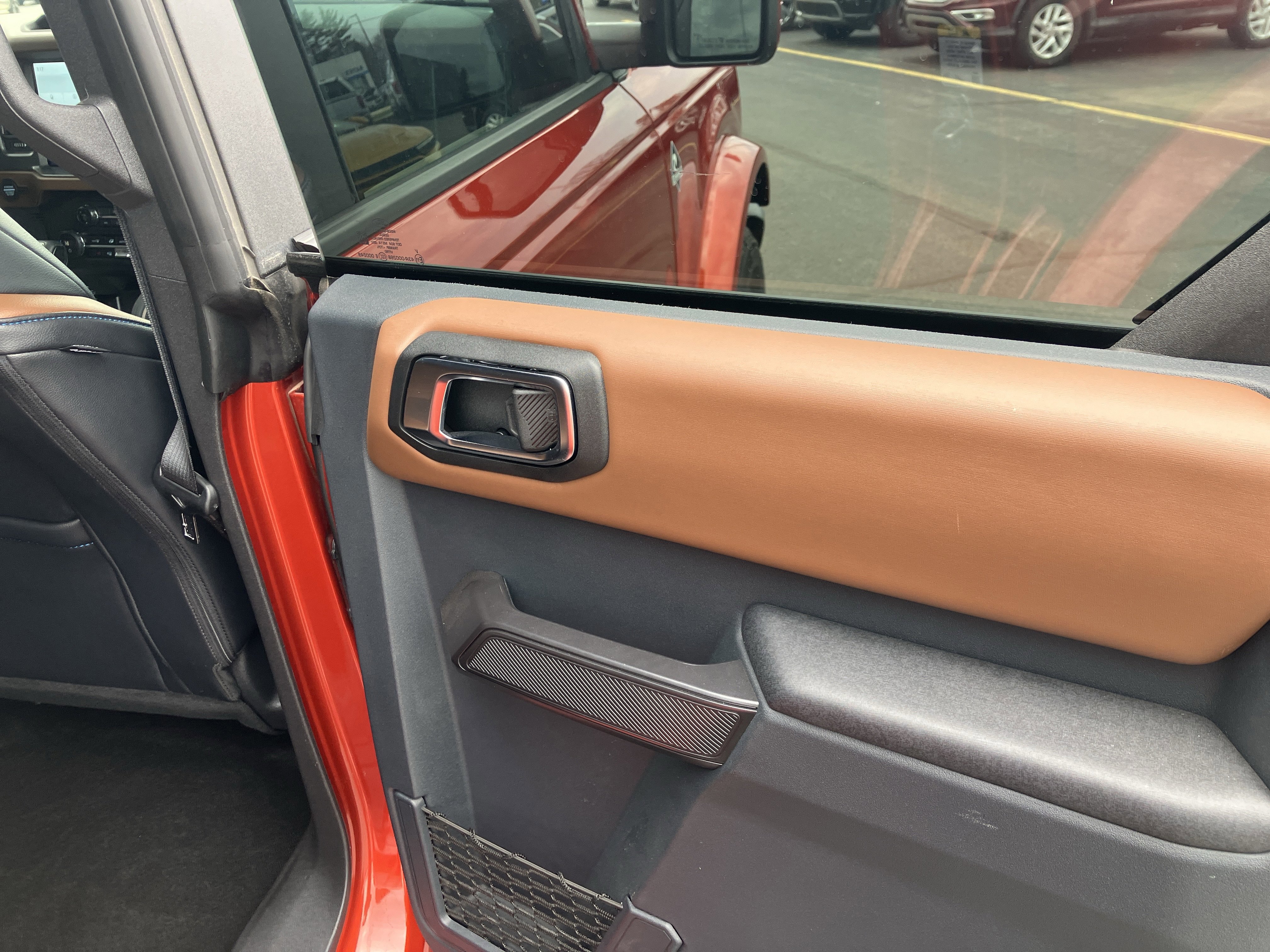 Certified 2024 Ford Bronco Outer Banks image 11