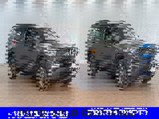 Certified 2022 Ford Explorer XLT w/ Equipment Group 202A image 7