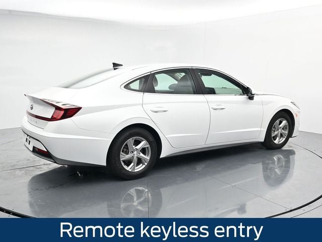 Used 2022 Hyundai Sonata SE w/ Cargo Package FWD image 11