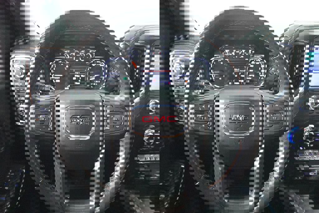 Used 2021 GMC Sierra 1500 AT4 image 14