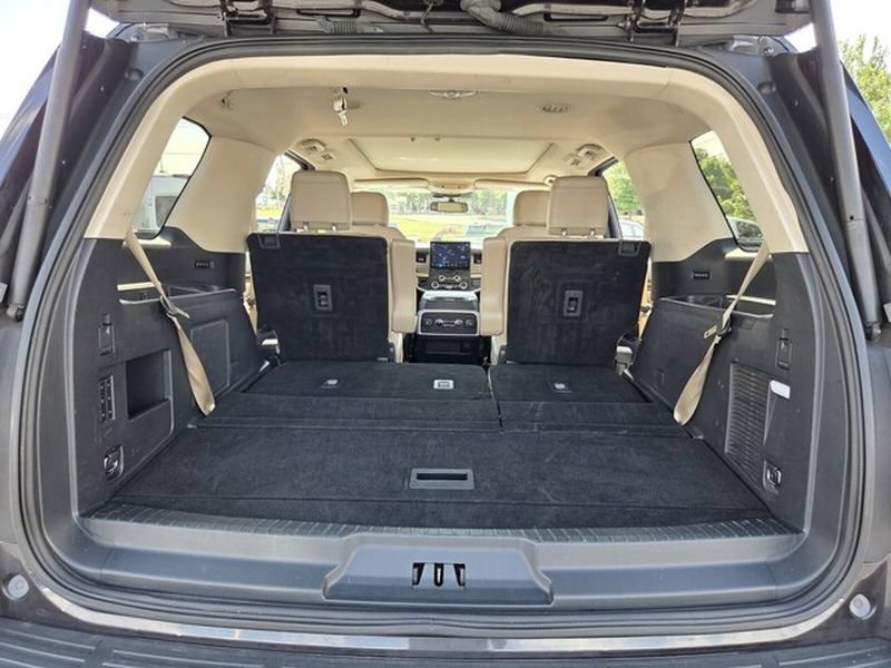 Certified 2024 Ford Expedition Limited AWD/4WD image 16