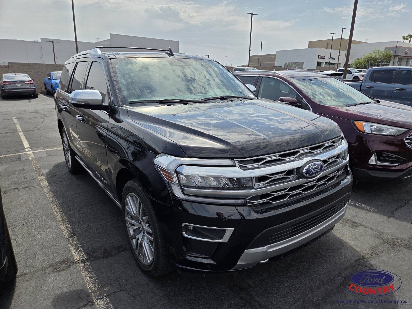Certified 2023 Ford Expedition Platinum AWD/4WD image 1