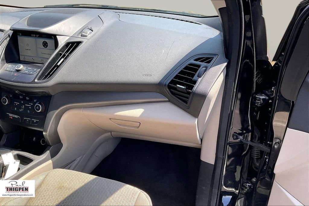 Certified 2019 Ford Escape SE FWD image 16