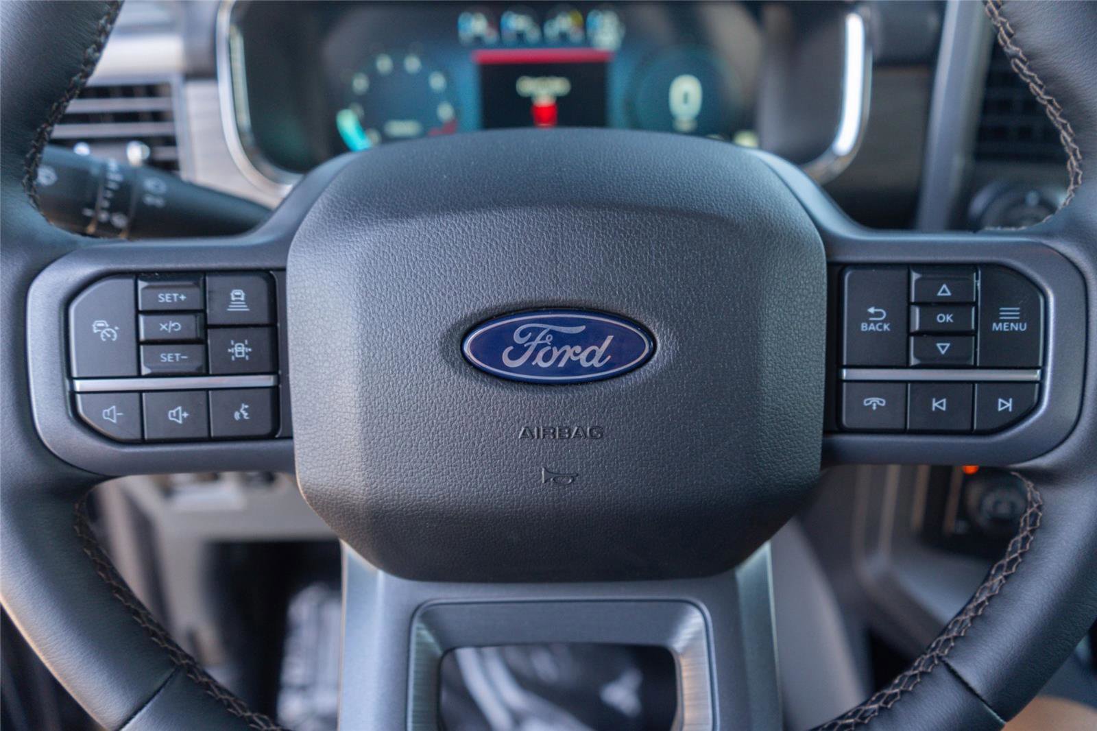 Certified 2025 Ford F150 Lariat w/ Equipment Group 501A Mid AWD/4WD image 11