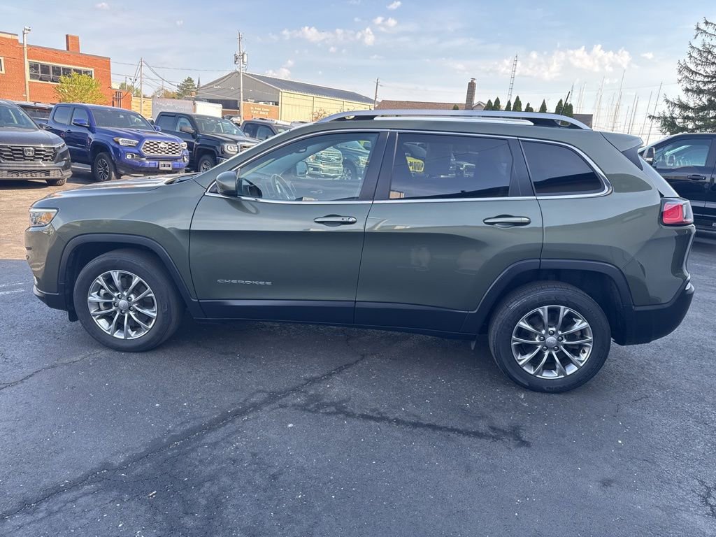 Used 2021 Jeep Cherokee Latitude Lux FWD image 12