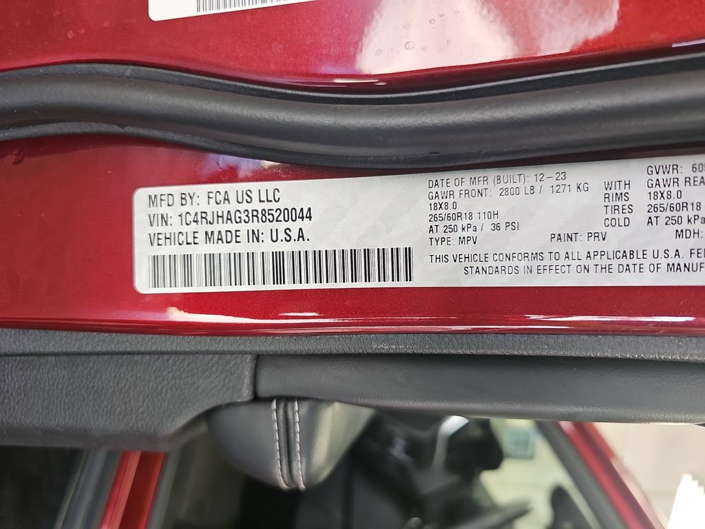 Used 2024 Jeep Grand Cherokee Altitude AWD/4WD image 34
