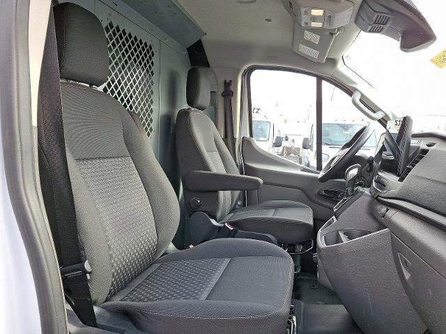 Certified 2022 Ford Transit 250 Low Roof image 30