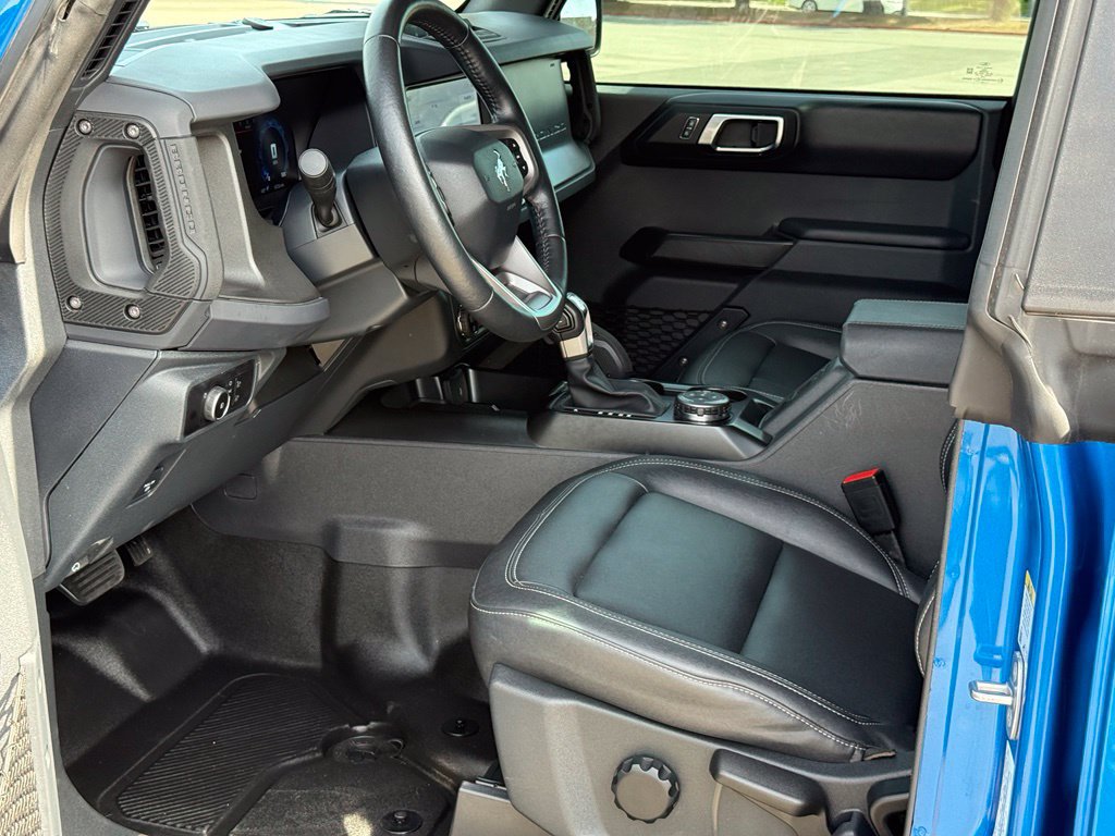 Certified 2025 Ford Bronco Badlands AWD/4WD image 6