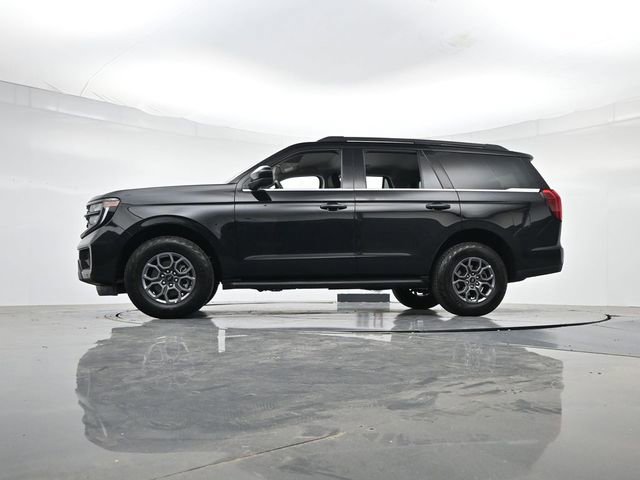 Certified 2025 Ford Expedition Active RWD image 37