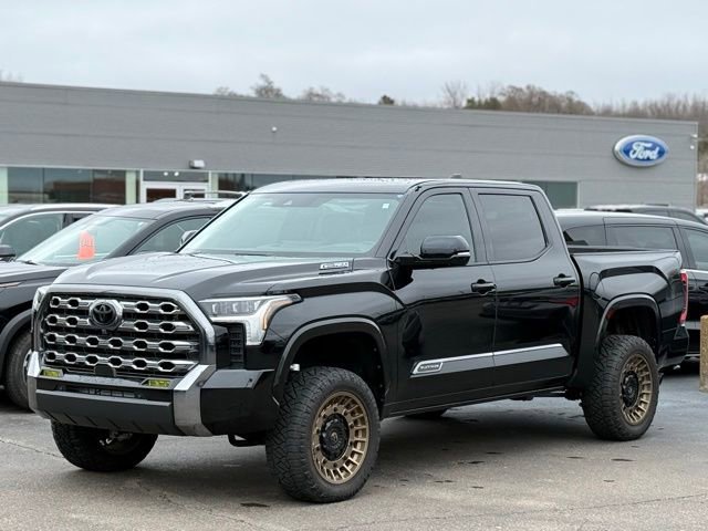 Used 2025 Toyota Tundra Platinum image 3