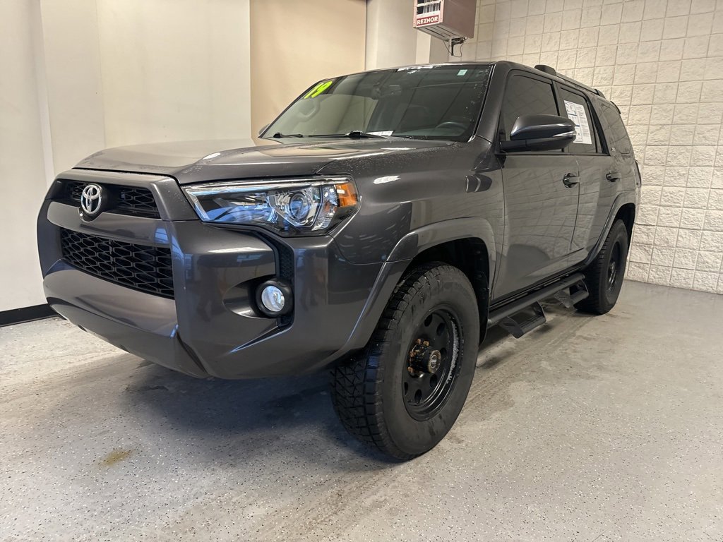 Used 2019 Toyota 4Runner SR5 image 14