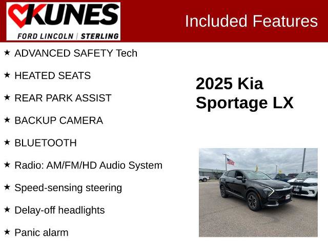 Used 2025 Kia Sportage LX AWD/4WD image 2